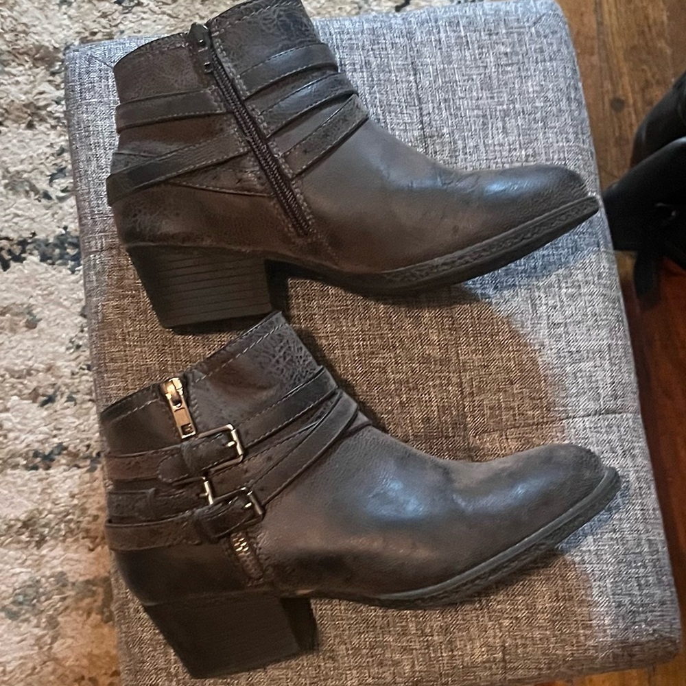Sonoma Vitalize-Rosalind Ankle Boots size 7 1/2 Wide